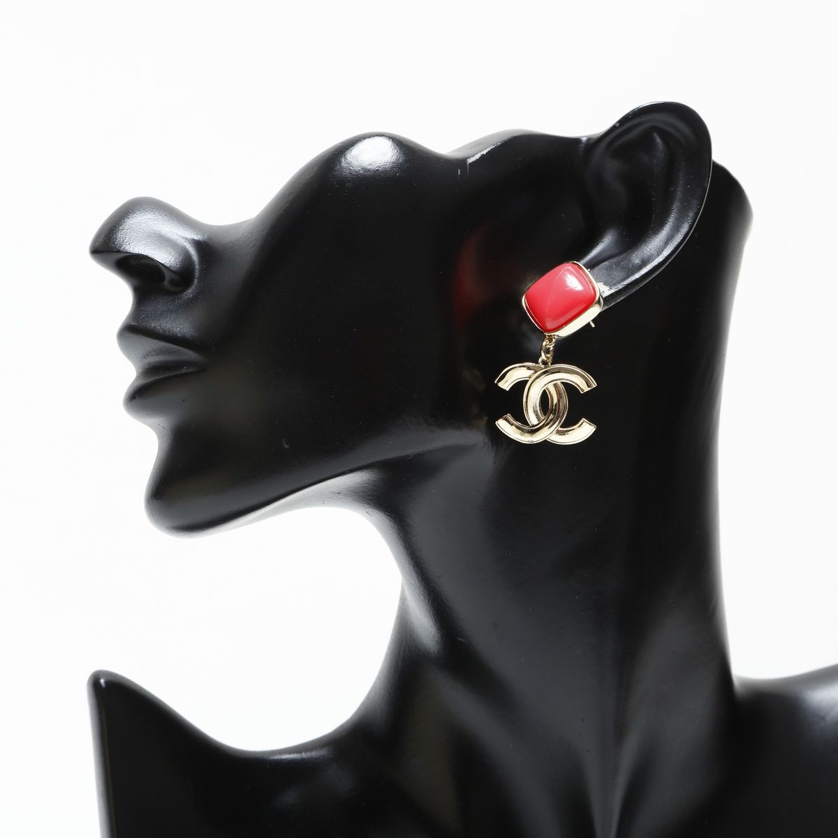 シャネル ピアス