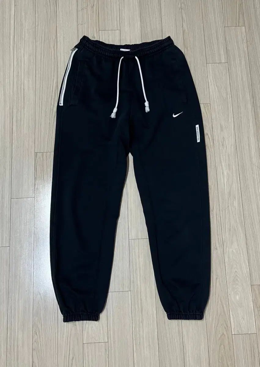ナイキ ドライフィット イシュー ジョガー パンツ
