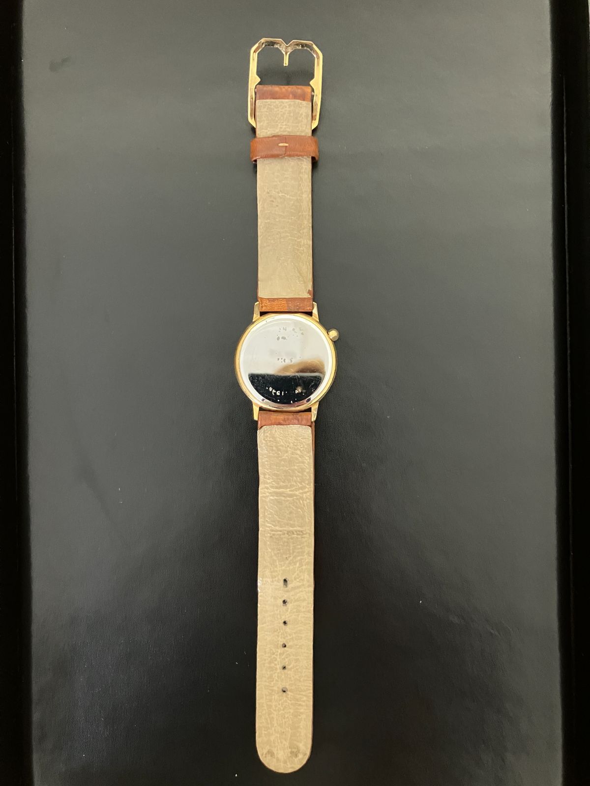 ブッシャー 24時間時計