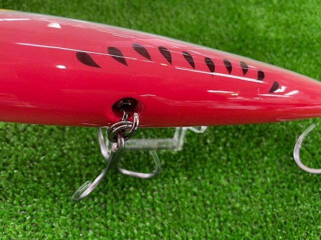 ハンマーヘッド シャラポア ショップ 220 すいか（茨木店）