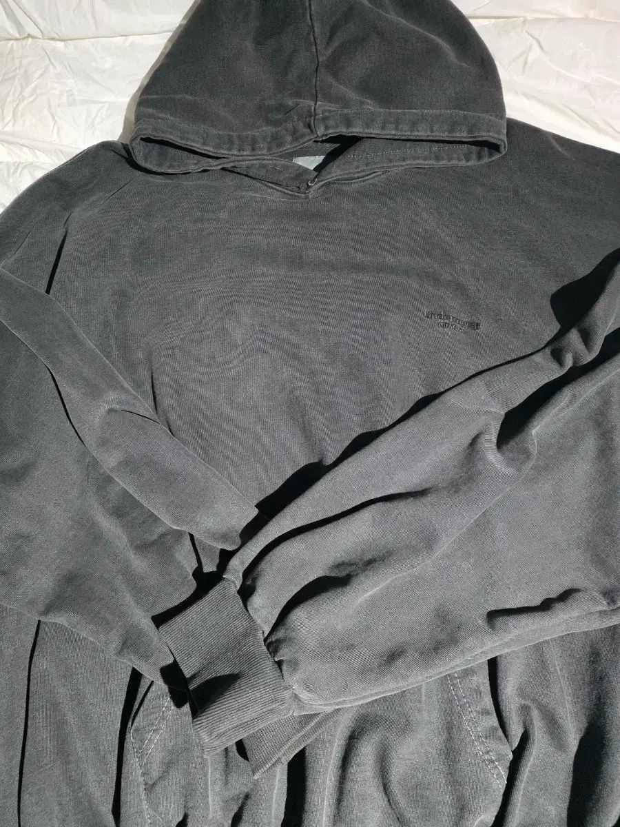 Undermycar Mu 08 ピグメント WHOフーディー グレー