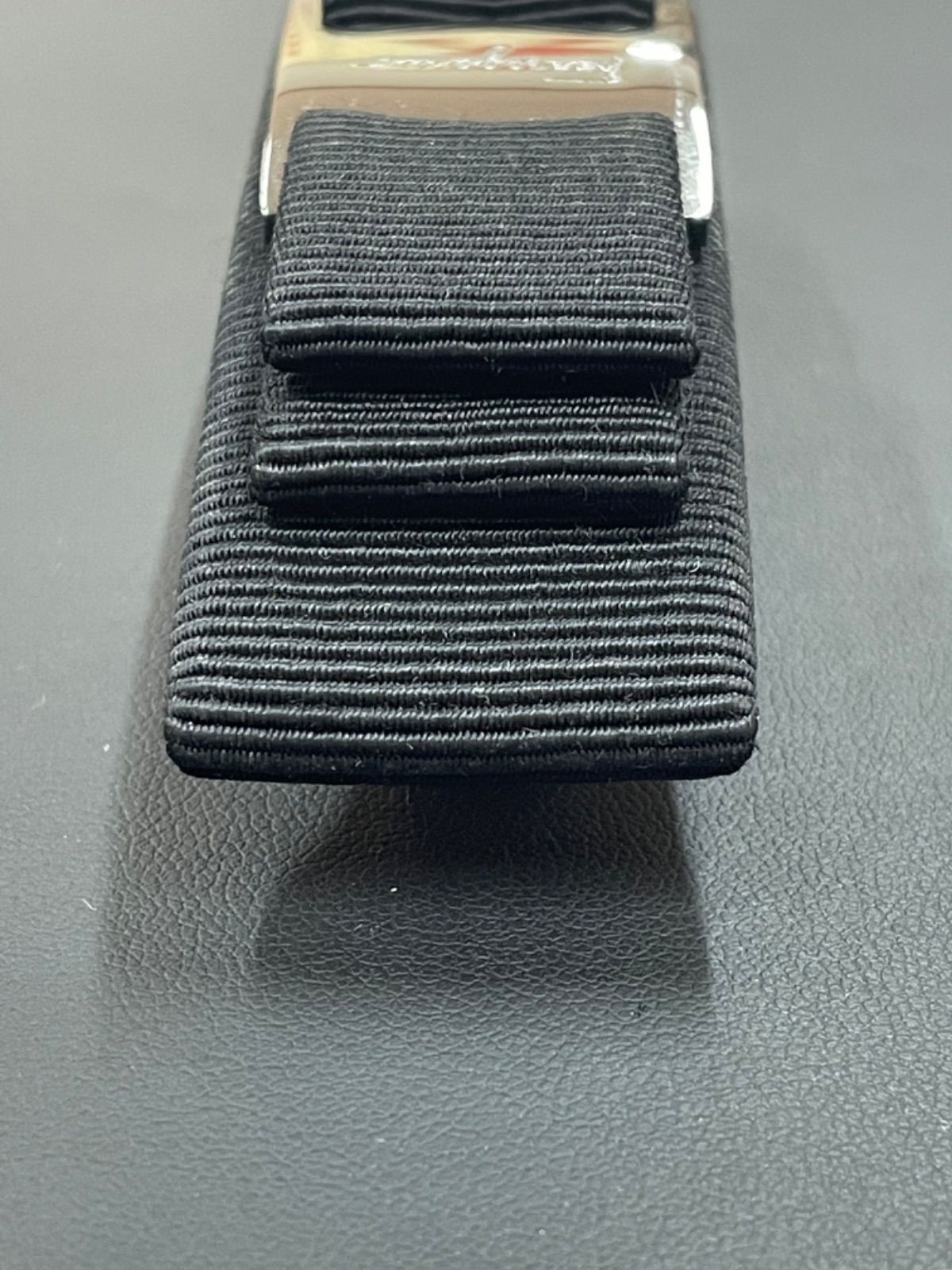 サルヴァトーレフェラガモ ヴァラリボン バレッタ シルバー ブラック DECORATOM_COM_BR