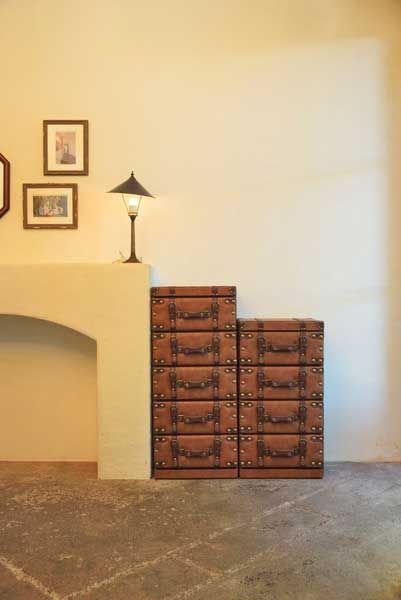 合皮製のトラディショナルなチェスト ５段