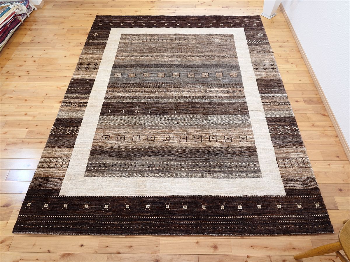 天然無染ラグ ガゼニラハット