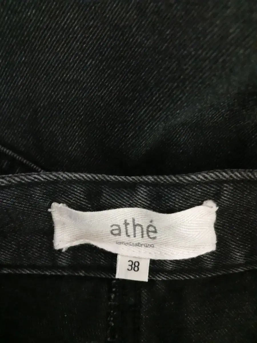 ヴァネッサブルーノ ブラック