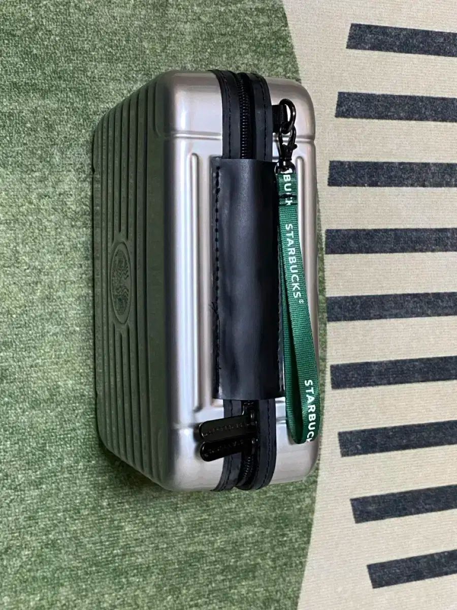 キャリアー ポーチ