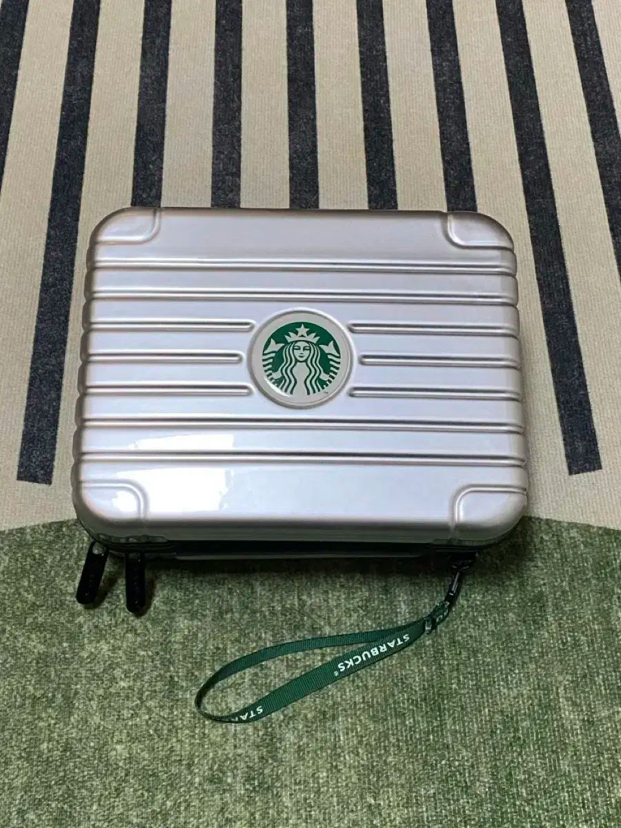 スターバックス キャリアー ポーチ