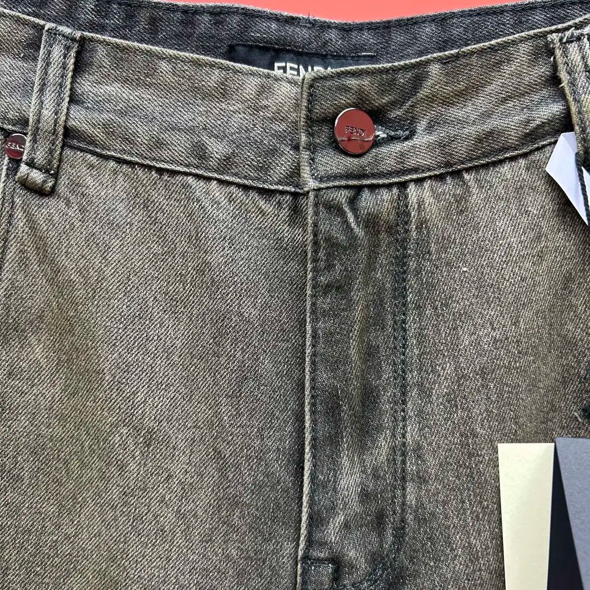 ユニセックス カジュアル