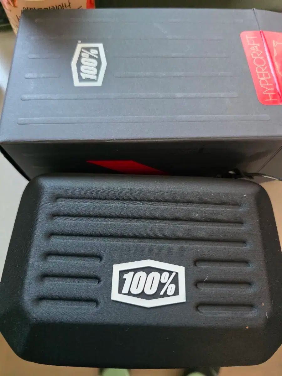 ゴーグル サングラス