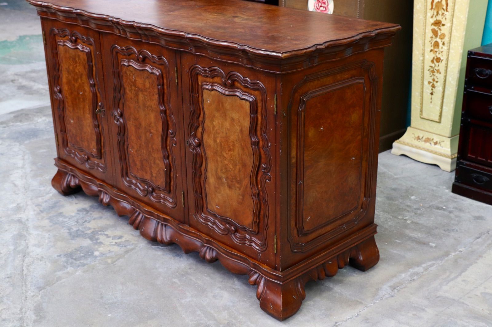 クラシック リビングボード