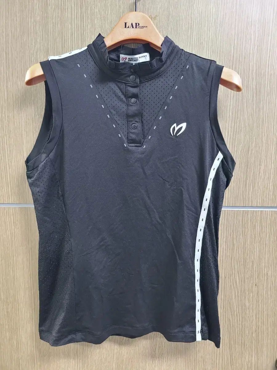 マスターバニーエディション レディース ブラック ノースリーブ ゴルフウェア