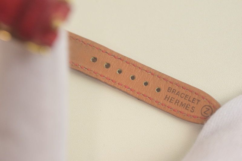 ゴールド レッド