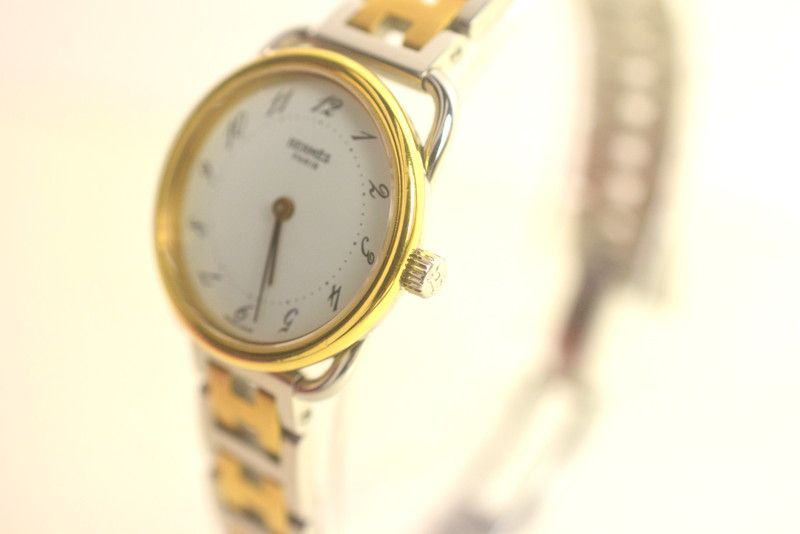 品 HERMES エルメス レディース腕時計 アルソー AR3.220 クォーツ ゴールド シルバー 白文字盤 稼働品 195-251029-SS-03-ich