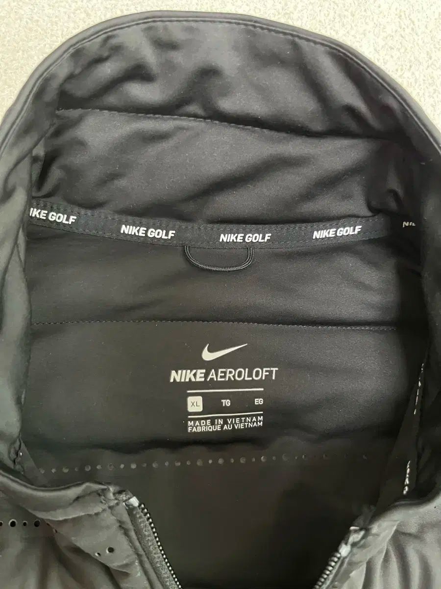 ナイキ エアロロフト ブラック ダウン ゴルフ ジャケット レディース XL