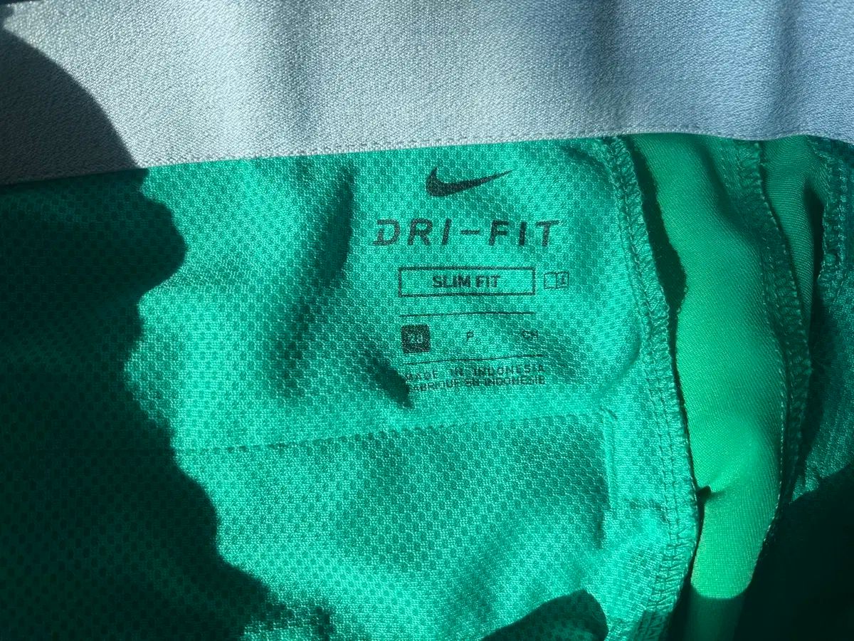 ゴルフ ドライフィット