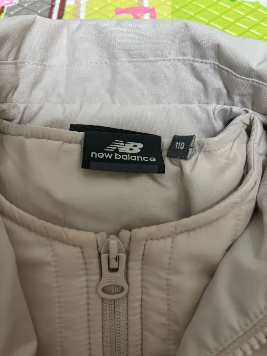  ニュー ンス キッズ ウィンドブレーカー アウター 110 ダウン含む その他 ジャケット ブルゾン