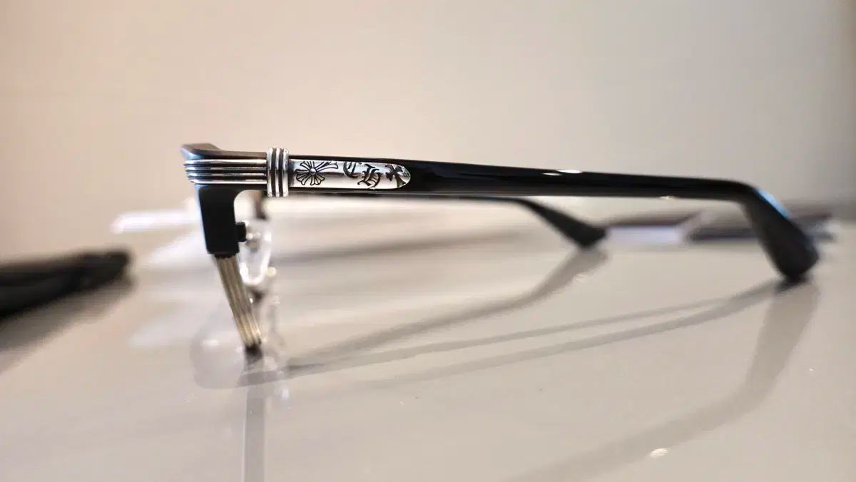 クロムハーツメガネ