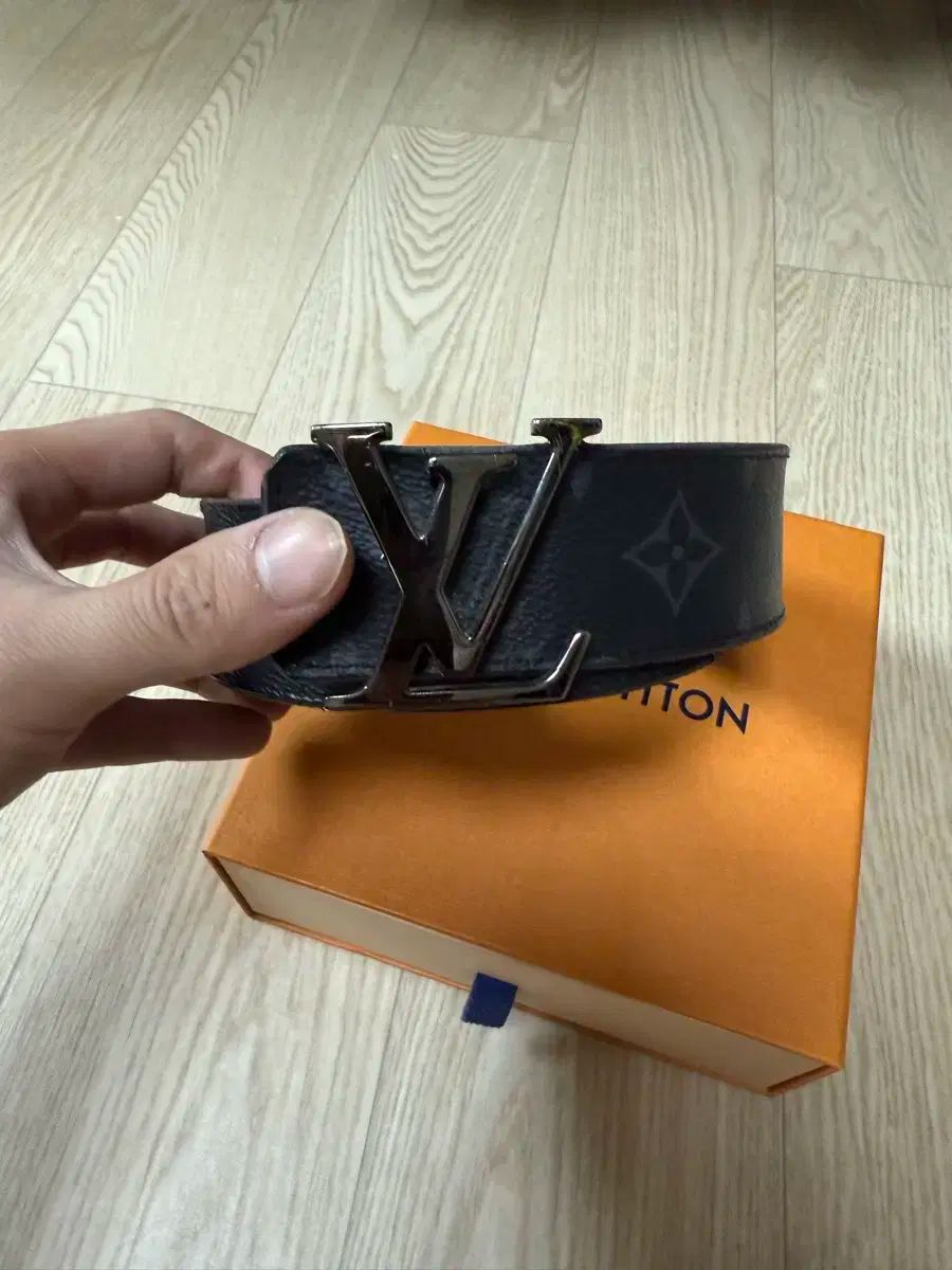ルイヴィトン モノグラム ベルト