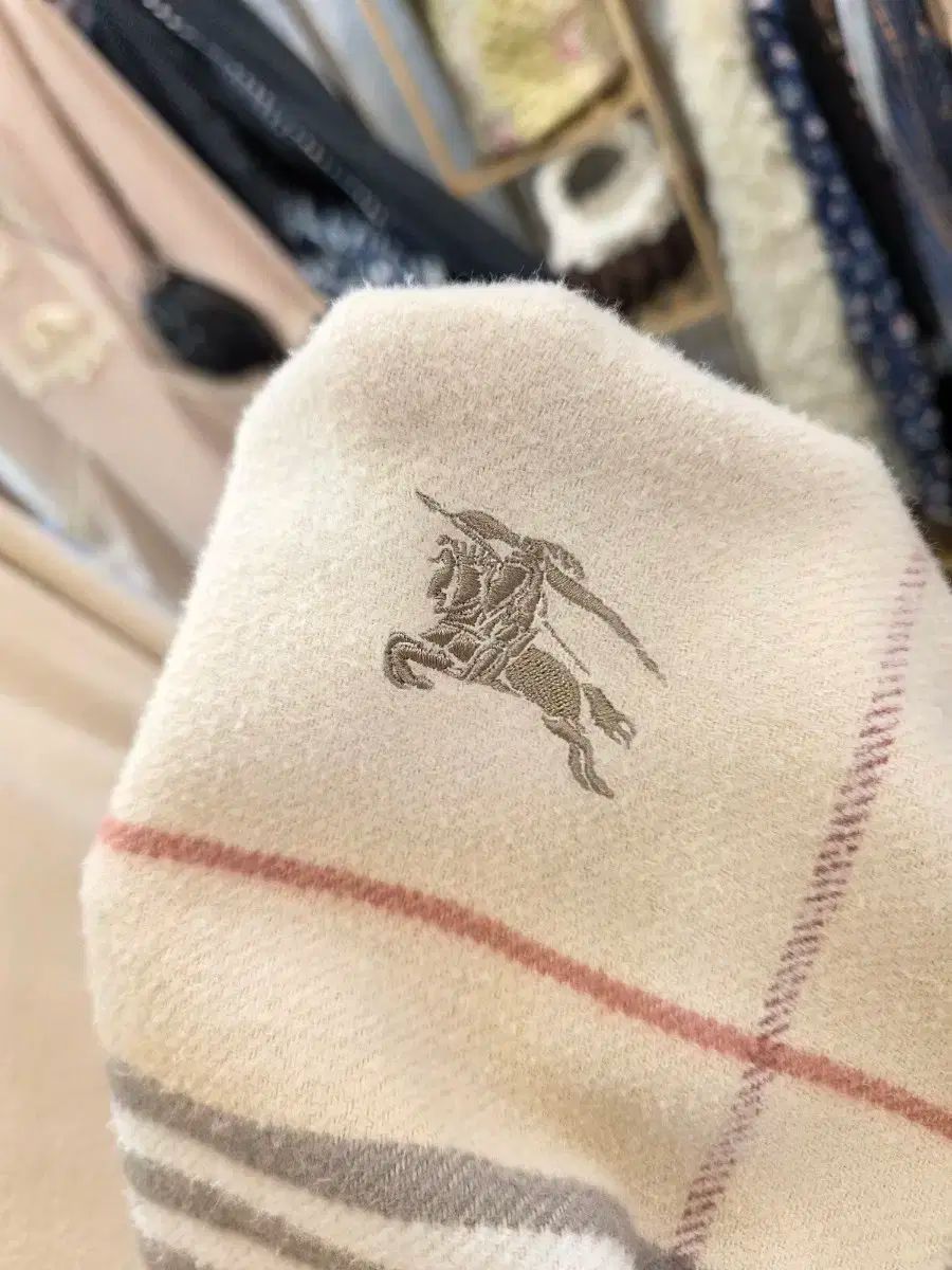 バーバリー チェック パータン ブランケット アイボリー