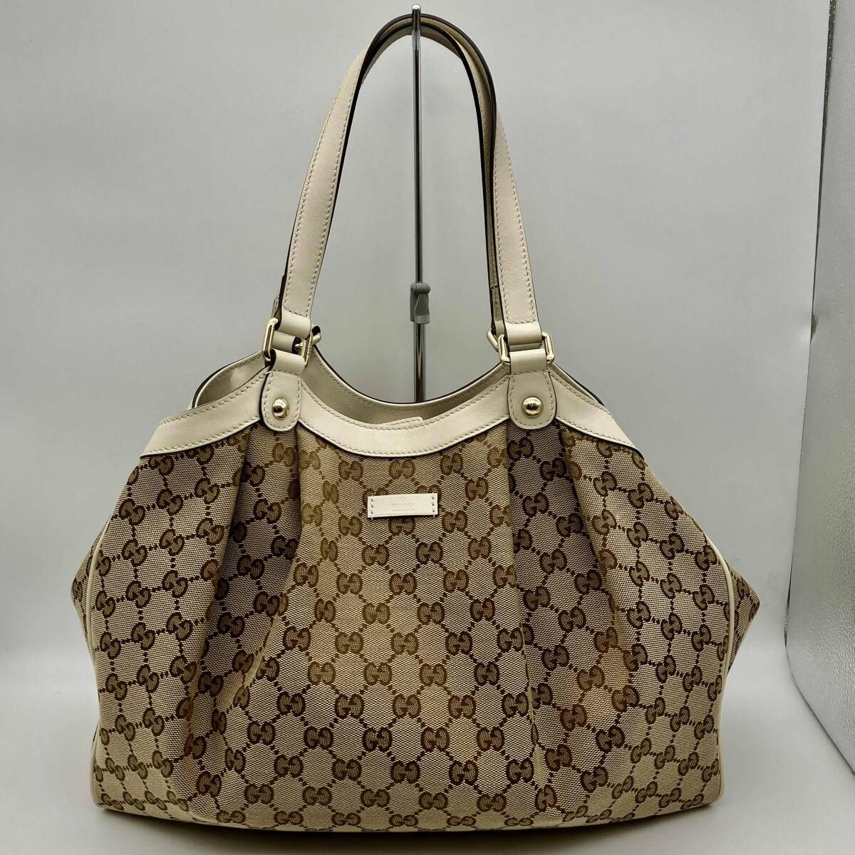 GUCCI グッチ GGキャンパス 388919 001998 トートバッグ