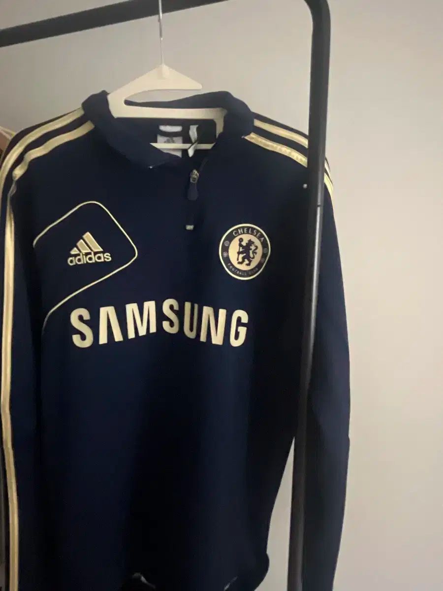 アディダス サムスン