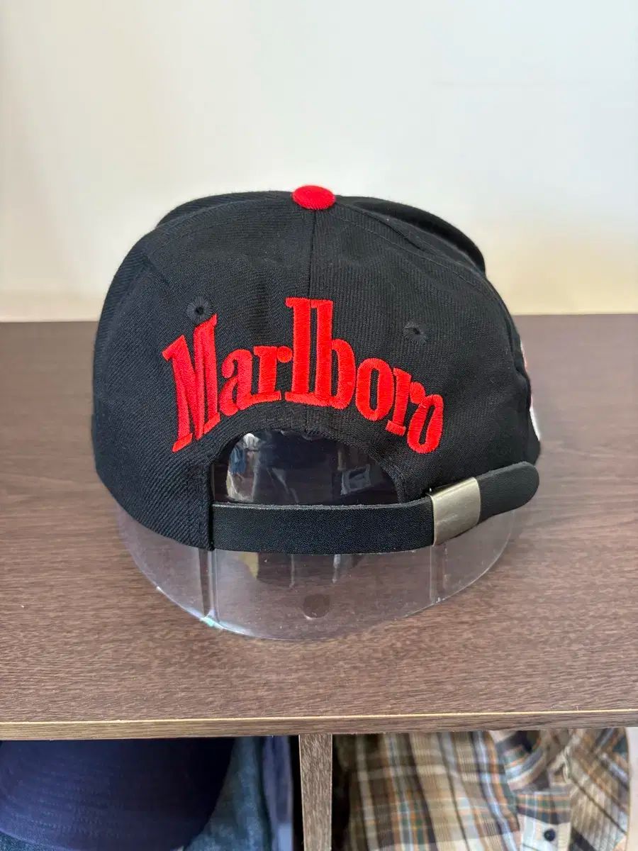 90 s Marlboro LIZARD ROCK ツートン キャップ