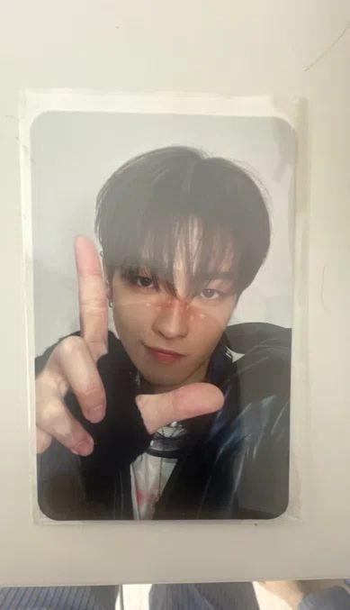 ATEEZ ホンジュン 制服ヨントン 当選者限定トレカ 2301759683.jpg?1719232479