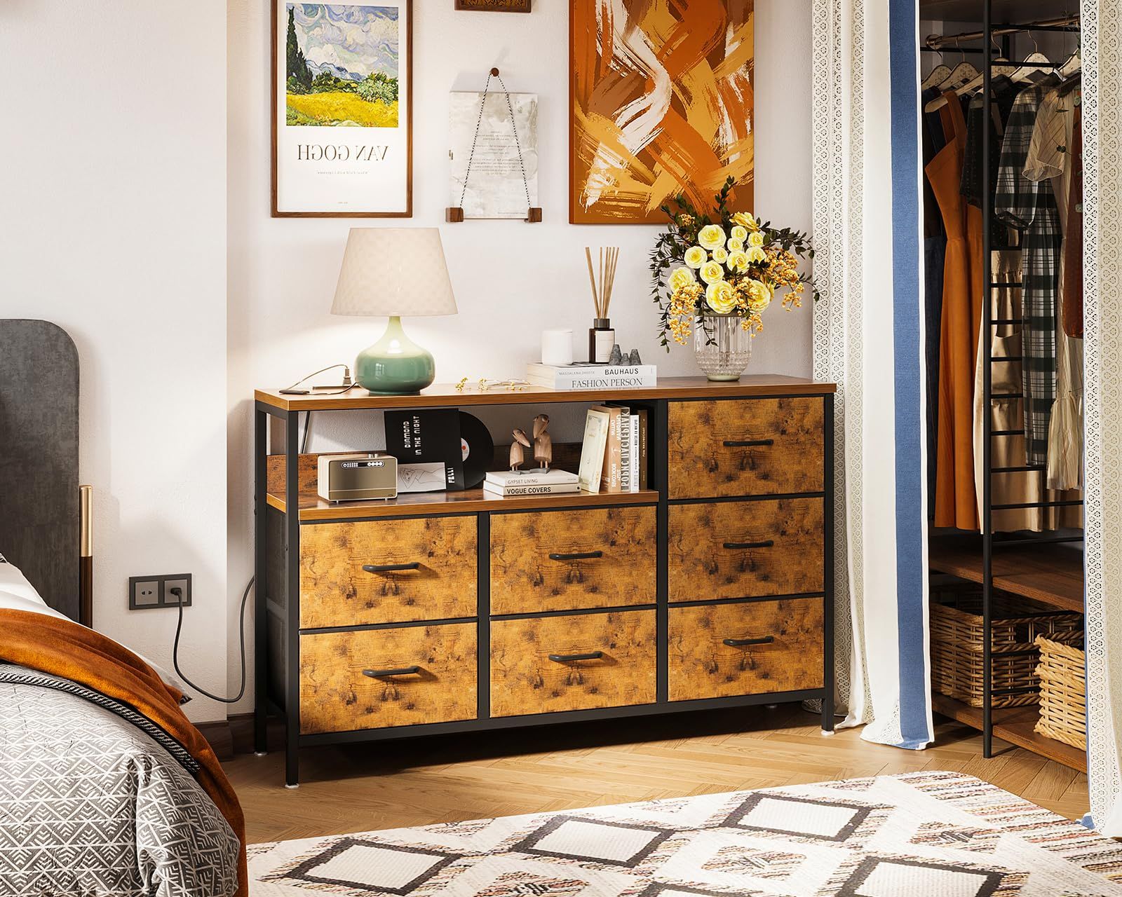 AODK タンス チェスト コンセント付き 幅132×奥行30×高さ90cm テレビ台 リビング 収納 大容量 洋服タンス 収納ケース 衣装ケース 布製引き出し 箪笥 おしゃれ 転倒防止 安定感 3段7杯 ビンテージ