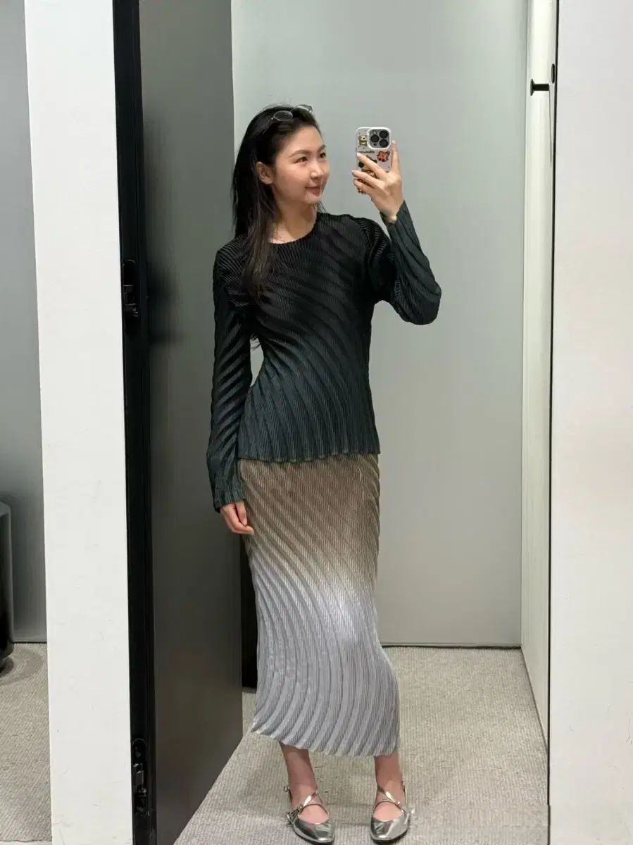 ISSEY MIYAKE ニュアンス トップス