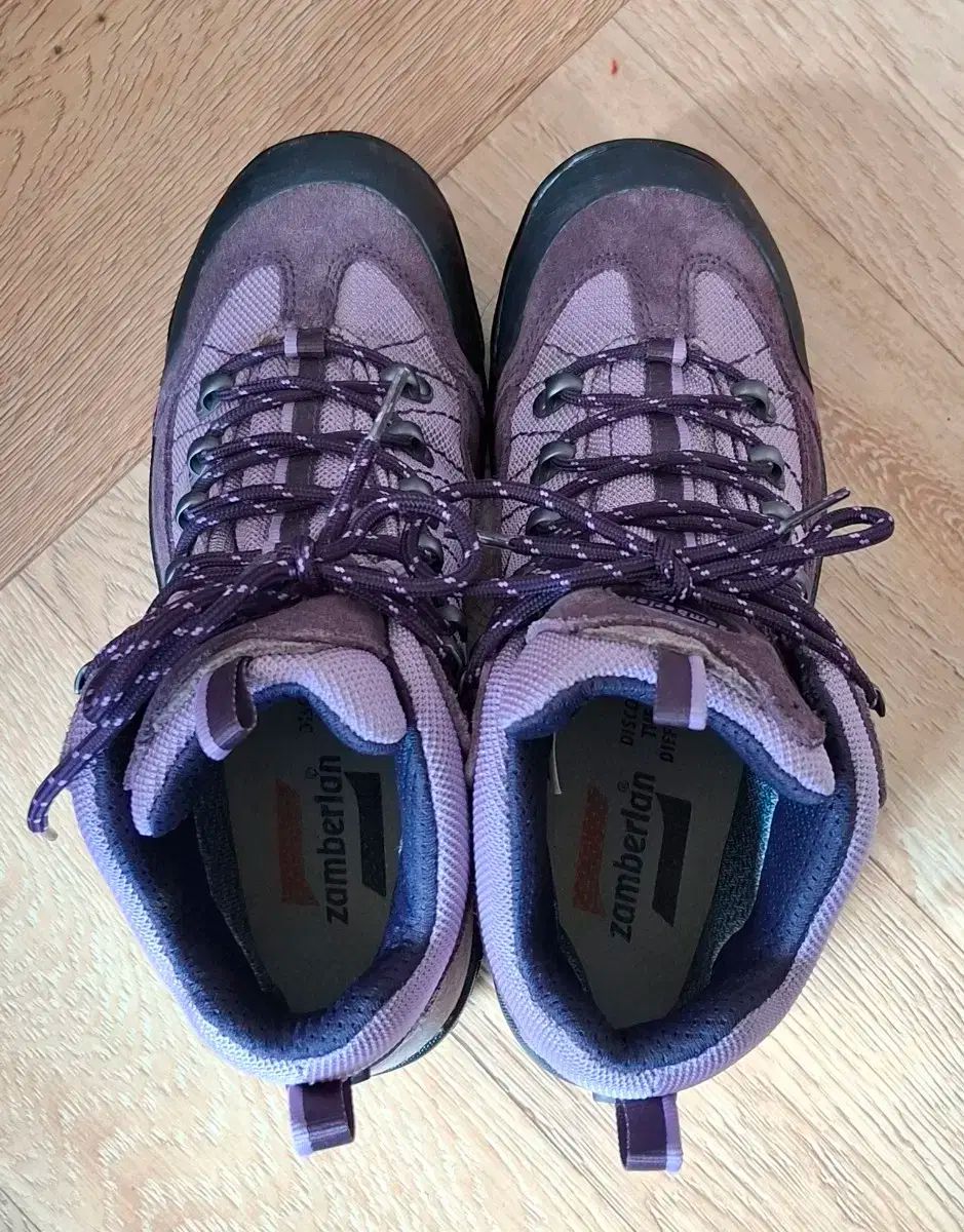 ザンバラン 約240 GORE-TEX ビブラムソール 登山靴 OLIVEOS_COM_TR