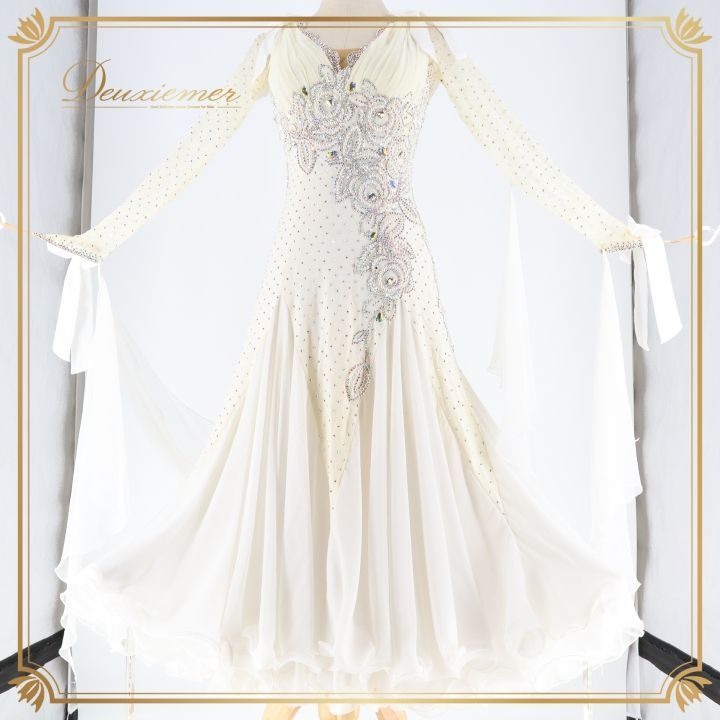 社交ダンス 衣装 ドレス ワンピース 白 リボン 感 ROBINHOOD ロビンフッド 上品 デモ 競技 ダンス パーティ 発表会 ホワイト系 女性用 美しい スタイル おしゃれ