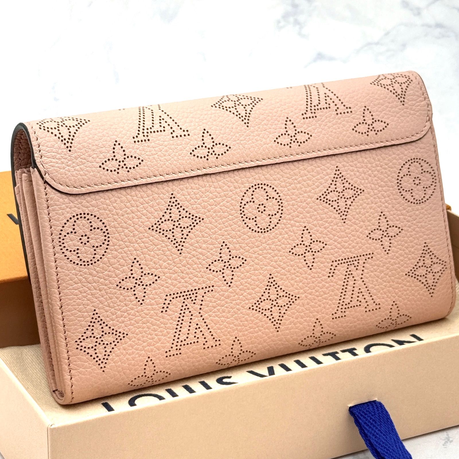 新品級】ルイヴィトン マヒナ ポルトフォイユ イリス 長財布