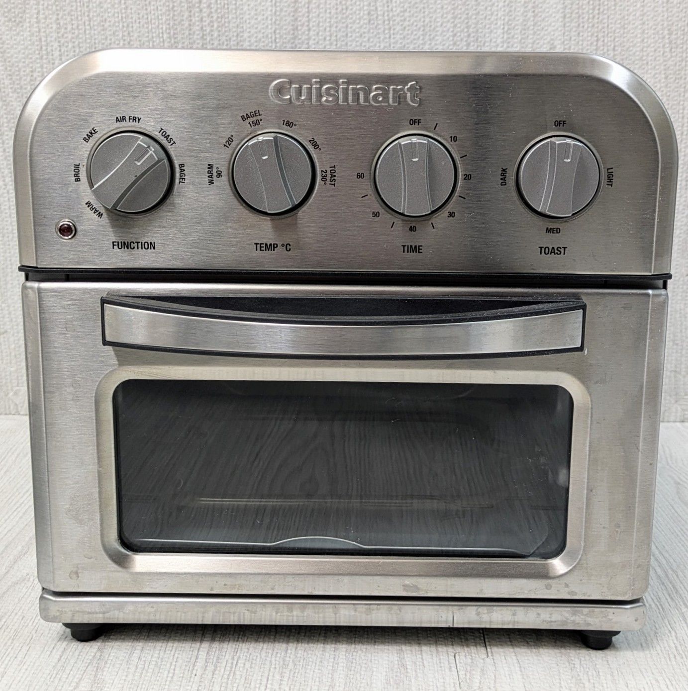 【未使用品】クイジナート ノンフライオーブントースター TOA-28J クイジナート ノンフライオーブントースター シルバー TOA-28J