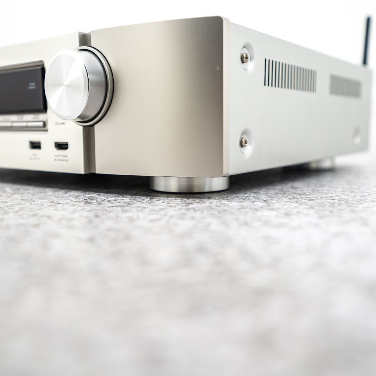  品 Marantz マランツ NR 1710 AV アンプ シルバーゴールド 19年製 定価10万 AVアンプ アンプ