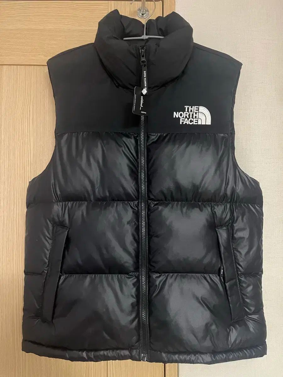 M THE NORTH FACE ザノースフェイス ヌプシ 単ダウン ベスト リアル ブラック