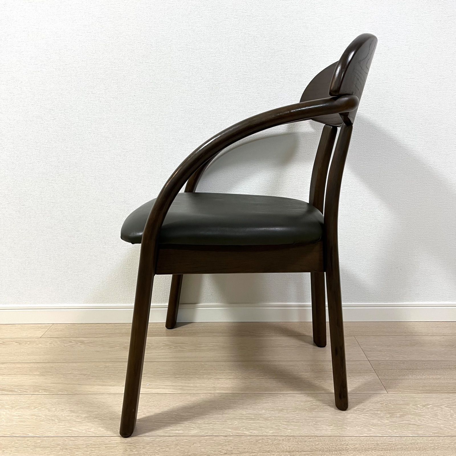 曲木ダイニングチェア