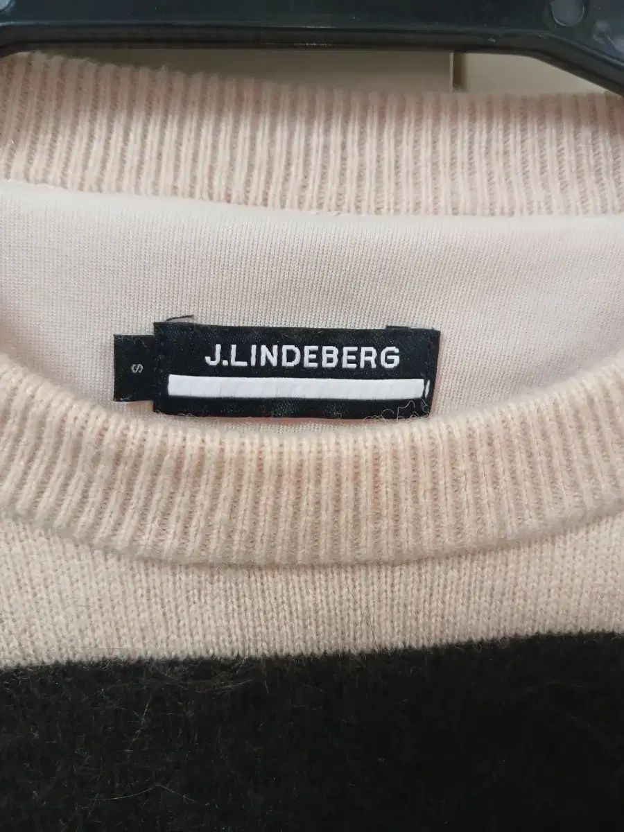J.LINDEBERG J.リンドバーグ カシミア アンゴラ 防風ニット S