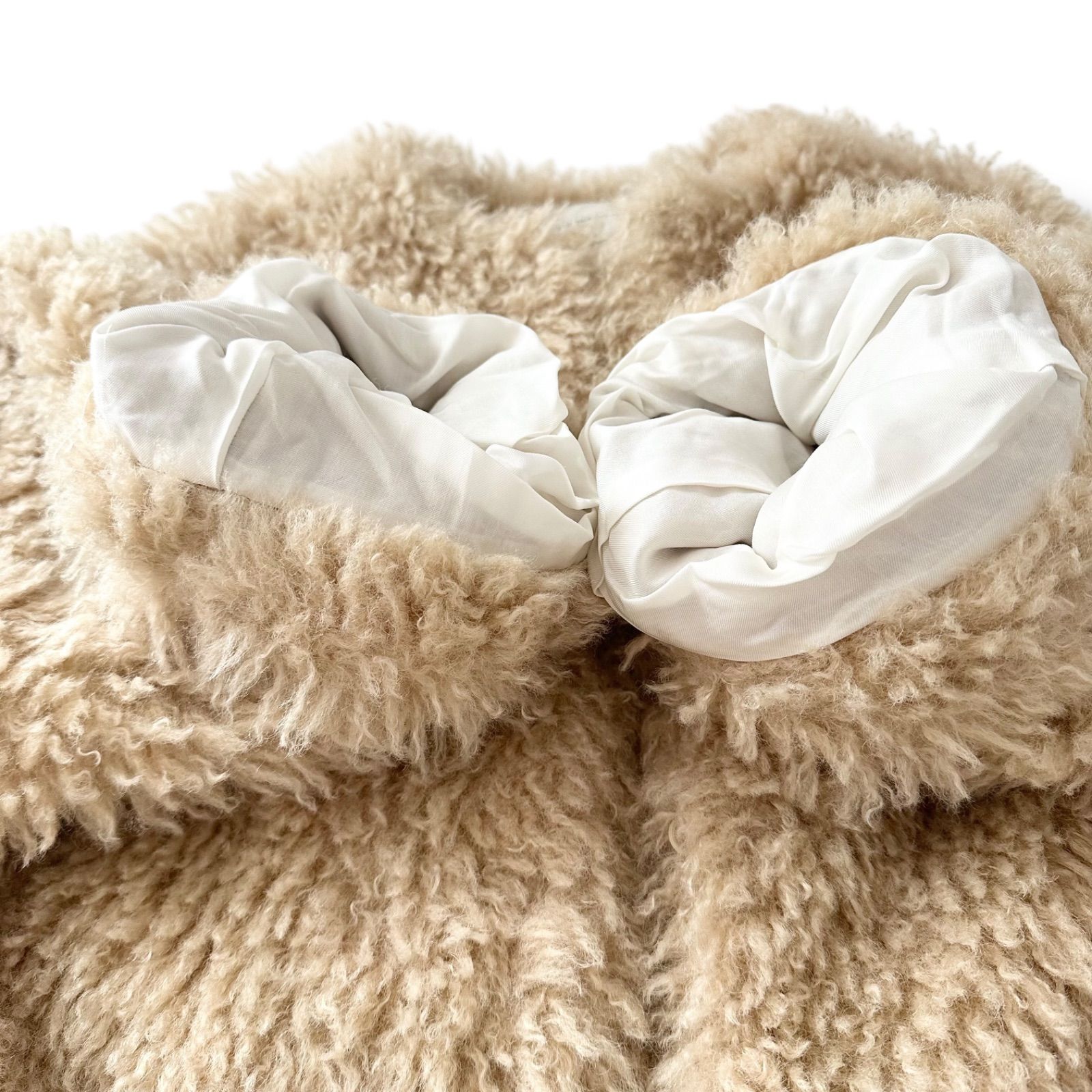 美品　イウエンマトフ　ファーコート 美品】イウエンマトフ モンスターボア フェイクファー コート ベージュ