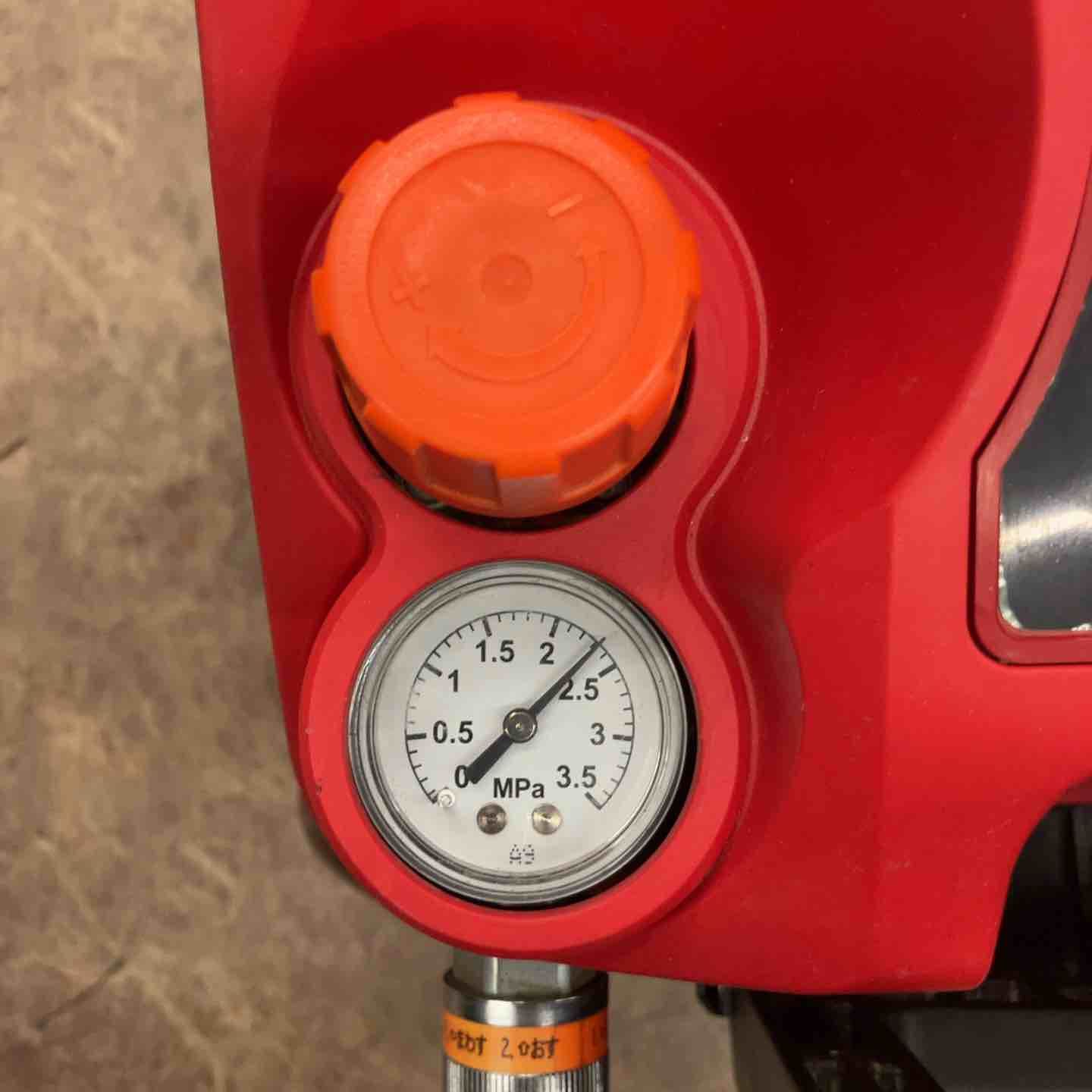 エアコンプレッサー AK-HH1270E2_レッド