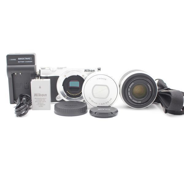 ショット数4317 Nikon ミラーレス一眼 Nikon1 J5 ダブルレンズキット シルバー J5WLKSL ♯82006