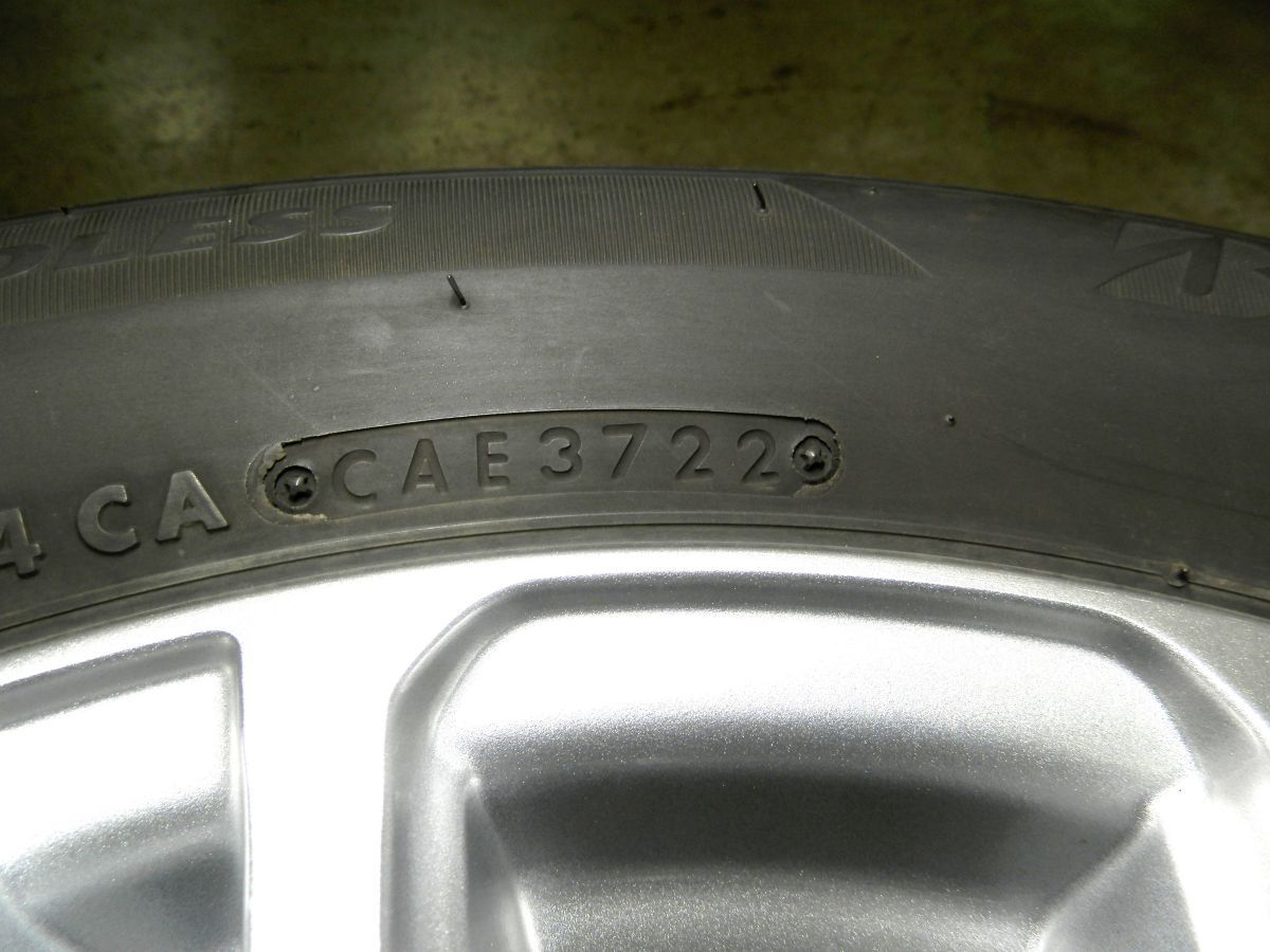 15インチ 社外アルミホイール付スタッドレスタイヤ