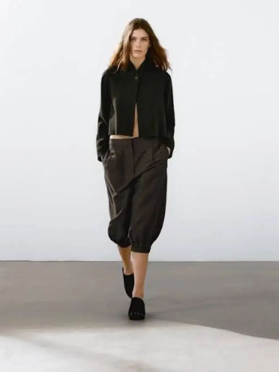 マッシモ ドゥッティ リネン バルーン カプリ パンツ