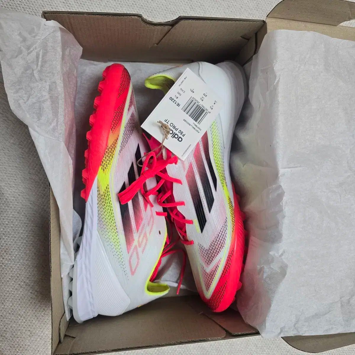 アディダス F50 TF プロ サッカーシューズ 270