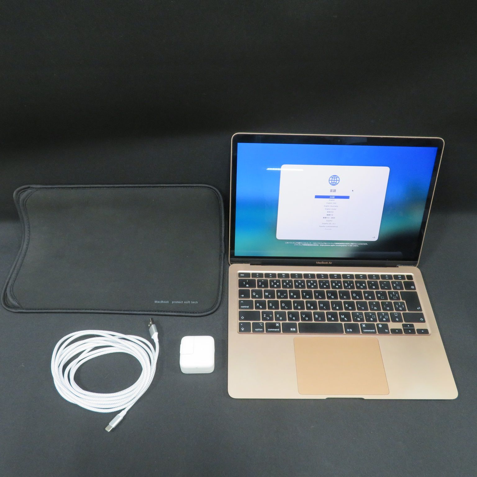 7479 Apple アップル Mac Book Model A 2337 579 C-A み