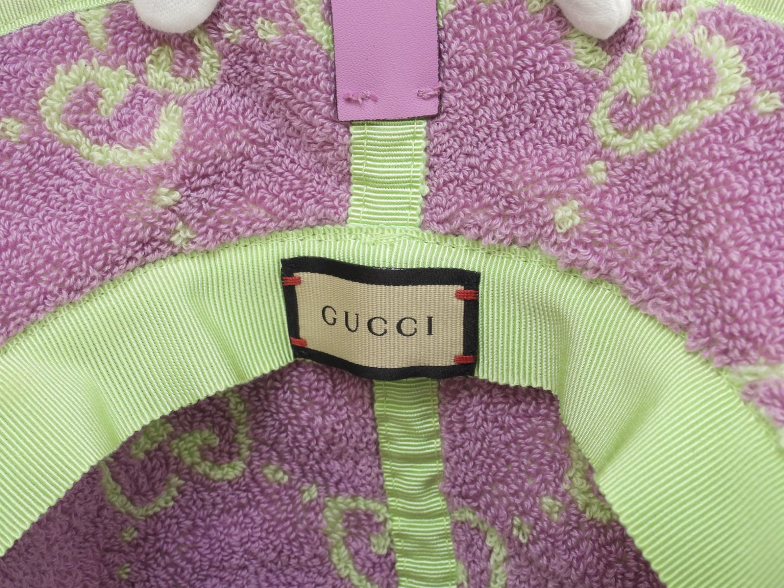 グッチ バゲットハット