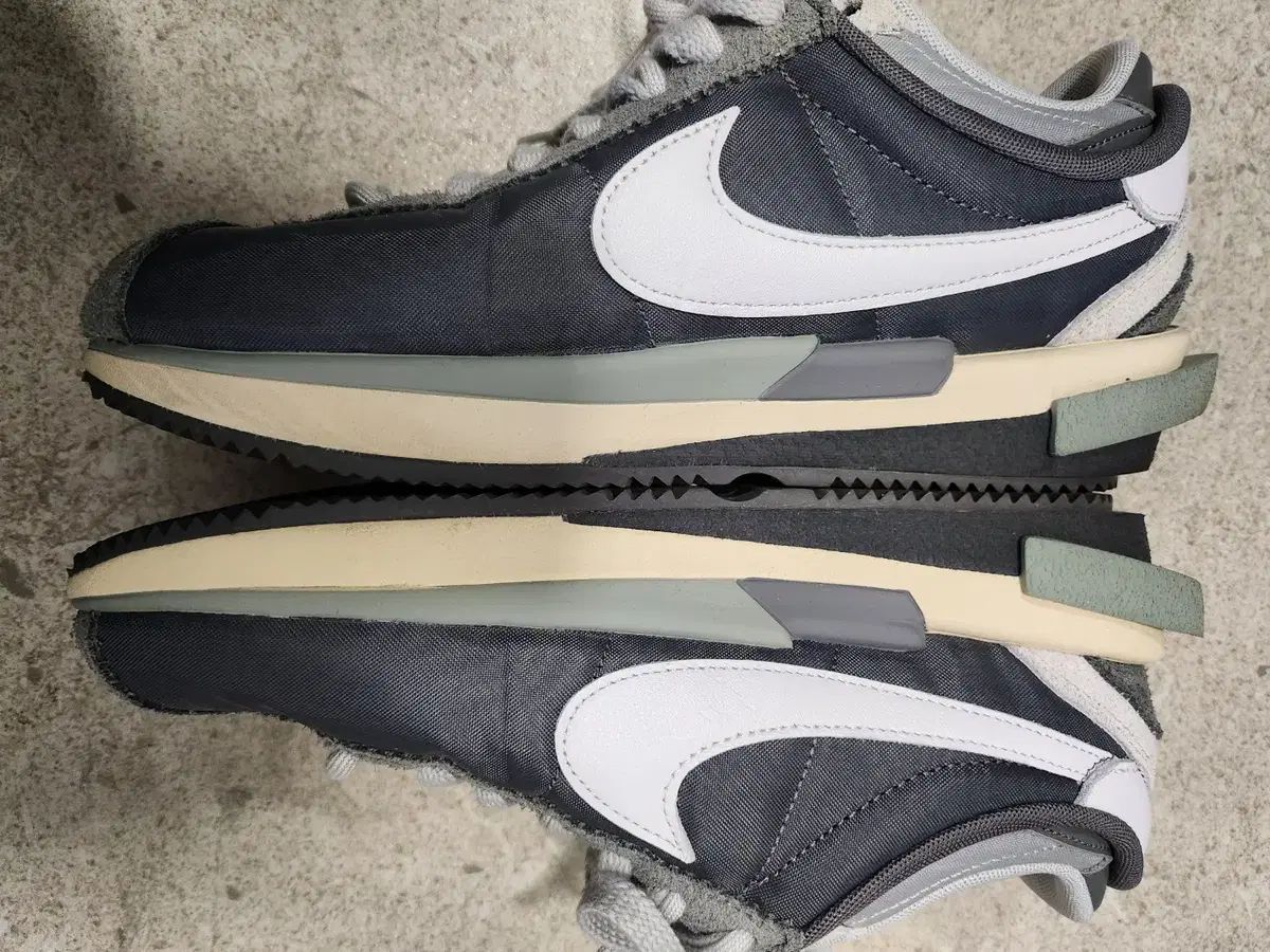  ナイキ x サカイ ズーム コルテッツ SP アイアン グレー その他 靴