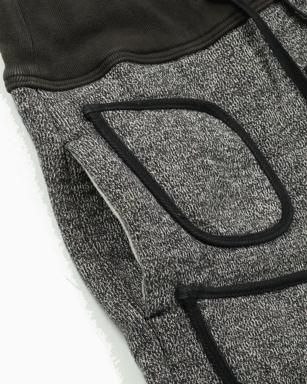 キャピタル ブラウン