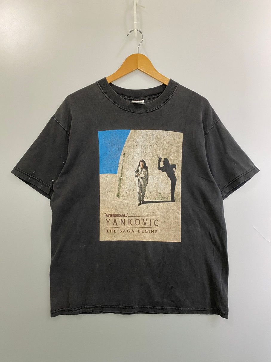 品 WEIRD AL YANKOVIC アル ヤンコビック THE SAGA BEGINS TEE Tシャツ トップス 146-251102-zi-13-min