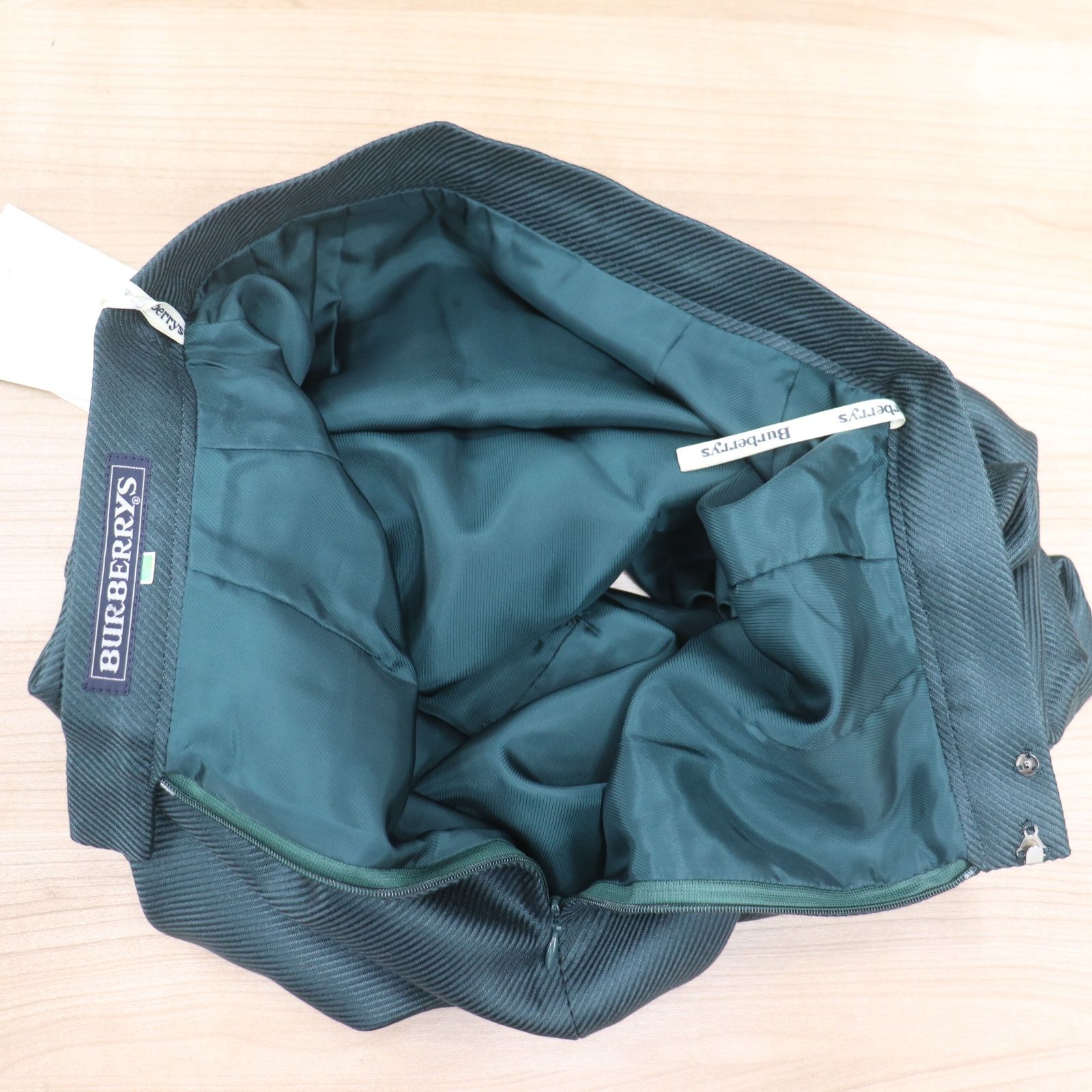 グリーン ダークグリーン