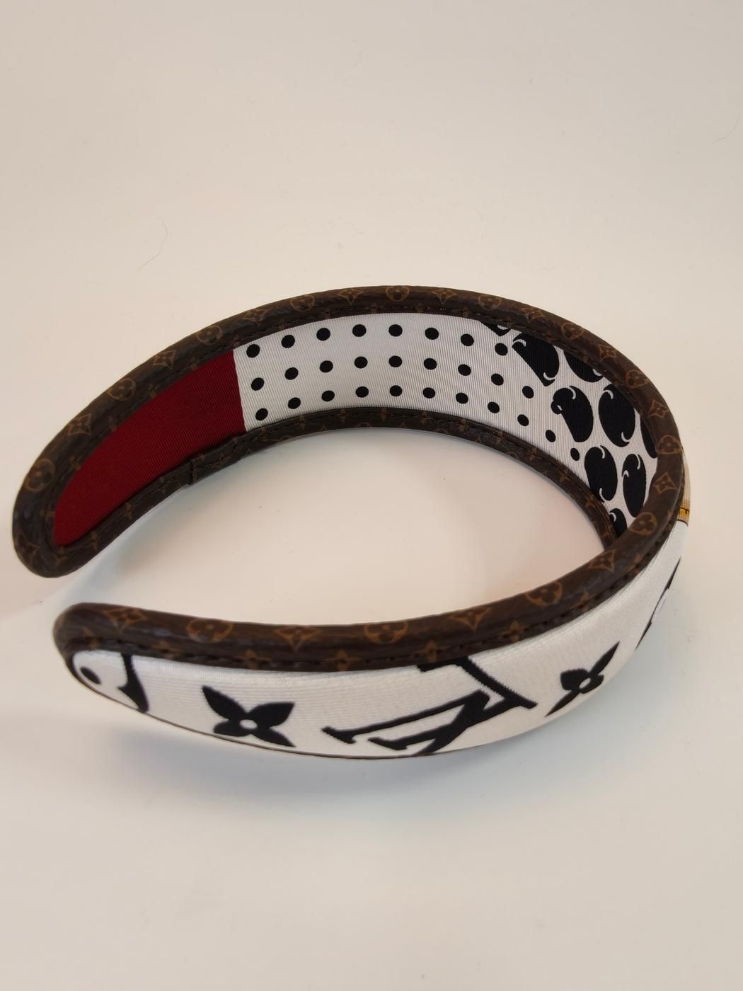 白×黒 管理番号